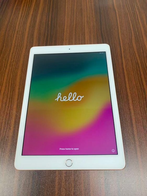 ��������Apple iPad ��6���� Wi-Fi��128GB Gold �Хåƥ꡼���̾�