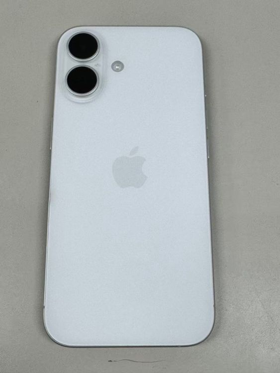 ڥХBOX89%SIMե꡼ iPhone16 128GB ۥ磻