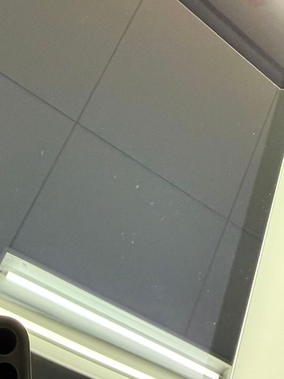 ���ʡ�����92% SIM�ե꡼ iPad (��9����) 64GB ����С�