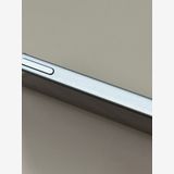 �ڥ�Х���BOX�۶����� ����90% SIM�ե꡼ iPhone15 128GB �֥롼