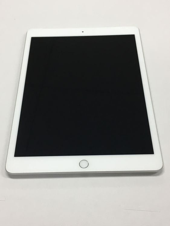 �ڥ�Х���BOX������ ����100�� iPad ��7���� SIM�ե꡼ 32GB ����С�
