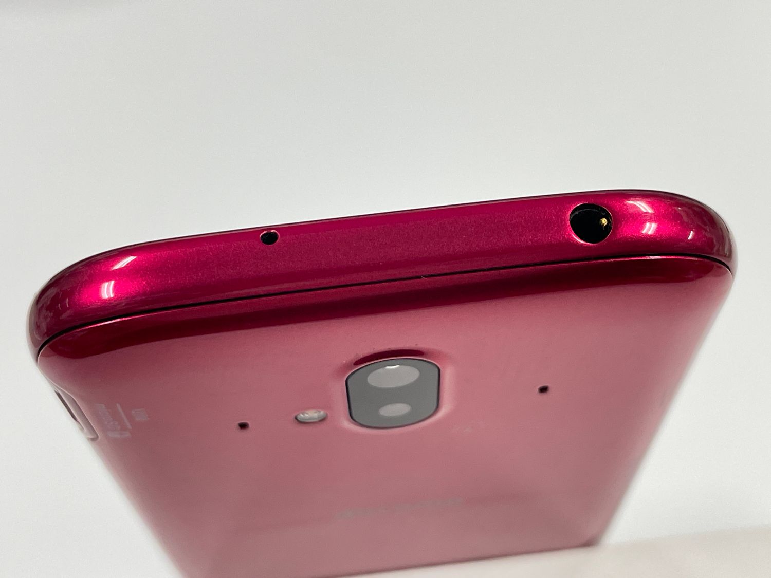NTTdocomo - 美品 docomo F-52B FCNT らくらくスマートフォン ピンク　新品未 FCNT らくらくスマートフォン F-52B docomo [ピンク] 価格比較