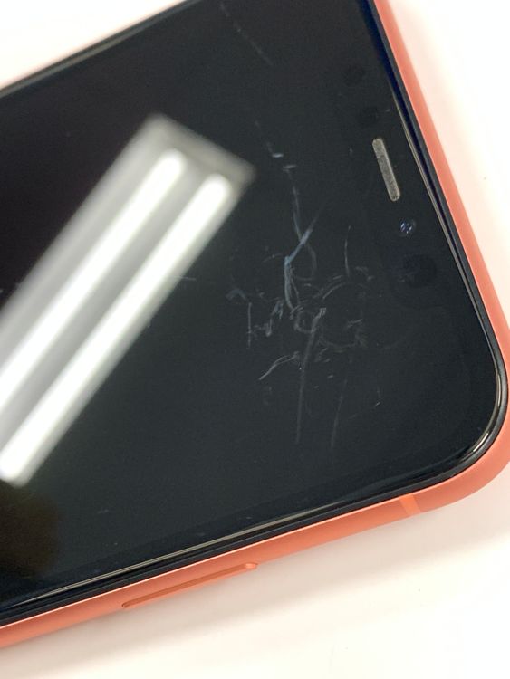 ����100% SIM�ե꡼iPhoneXR 128B �������