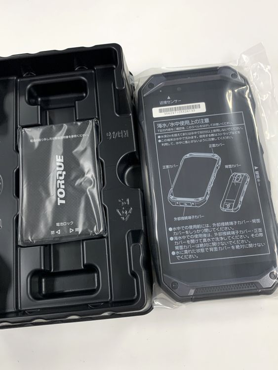 ̤����  au KYV46 TORQUE G04 64GB �֥�å�