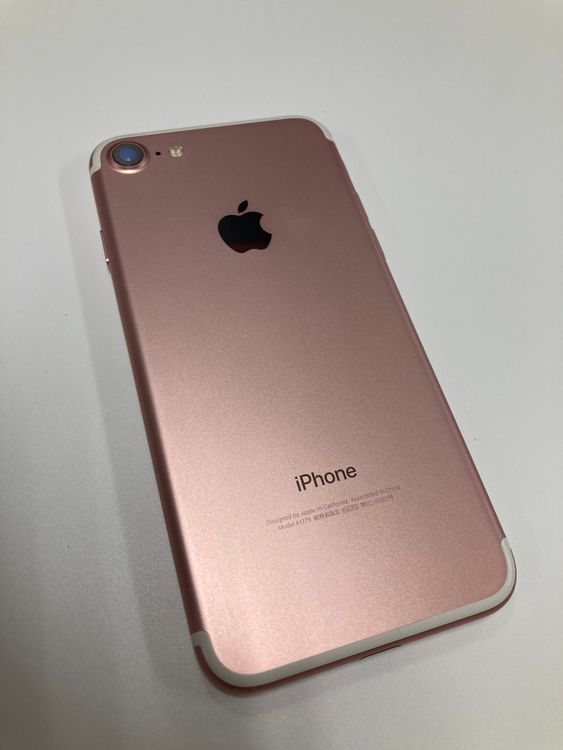 ���� ����94% SIM�ե꡼ iPhone7 32GB �������������