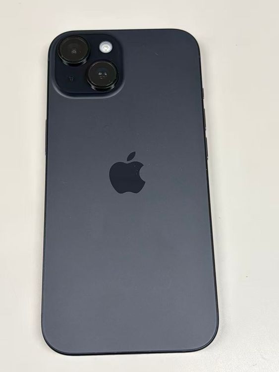 �ڥ�Х���BOX������ ����86%SIM�ե꡼ iPhone15 256GB �֥�å�