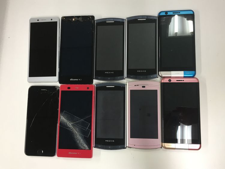 iPhone ���ˡ� �ٻ��� ������ NES ���ޥ� SO-05K iPhone6s¾ 10��