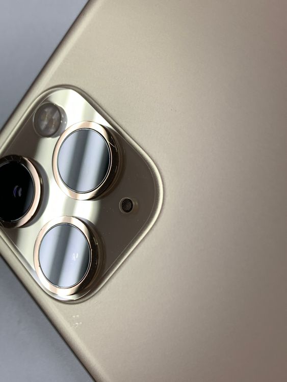 ڥХBOX84SIMե꡼ iPhone11 Pro Max 64GB 