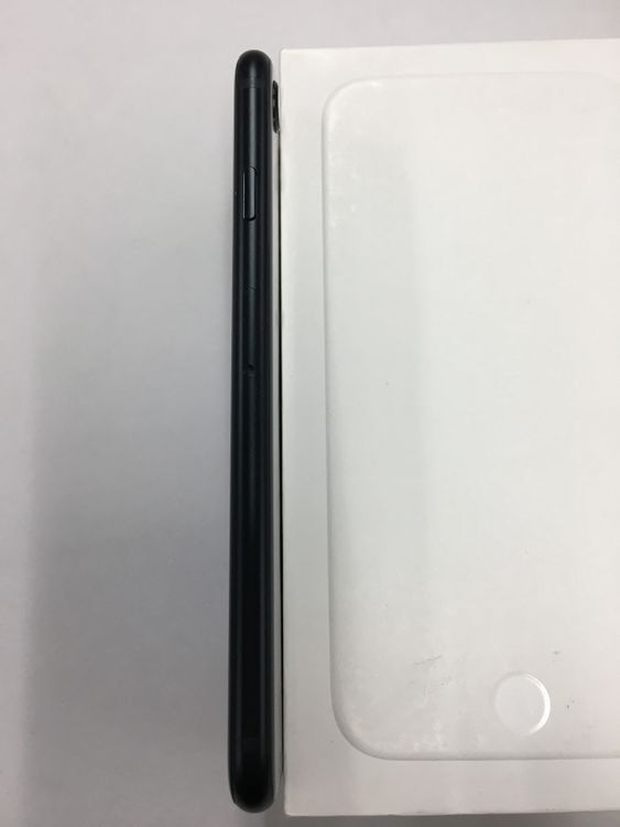 �ڥ�Х���BOX������88�� iPhone SE3 ��3���� 64GB SIM�ե꡼ �ߥåɥʥ���