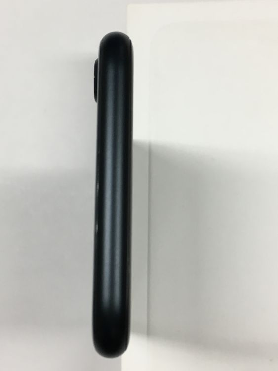 �ڥ�Х���BOX������ iPhone SE3 ��3���� 64GB SIM�ե꡼ �ߥåɥʥ���