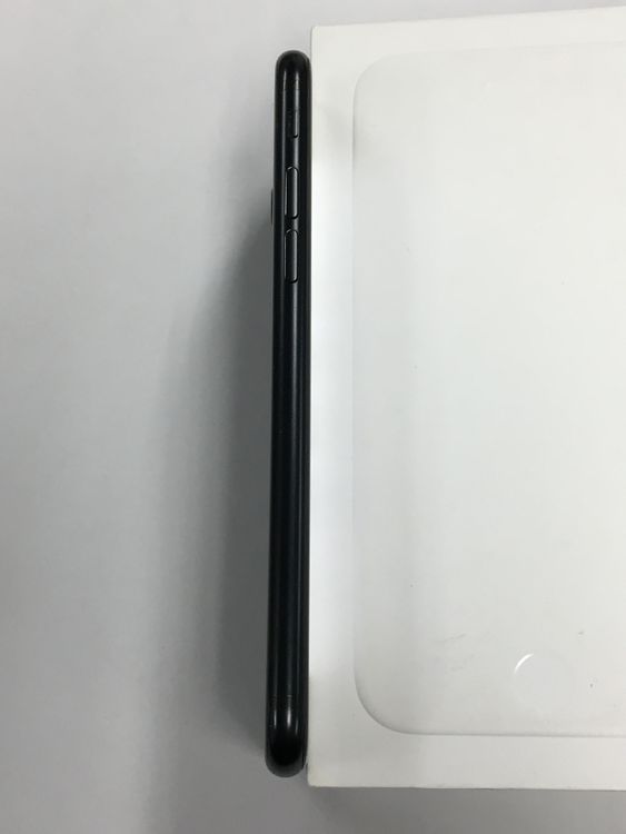 �ڥ�Х���BOX������89�� iPhone SE ��2���� 64GB SIM�ե꡼ �֥�å�