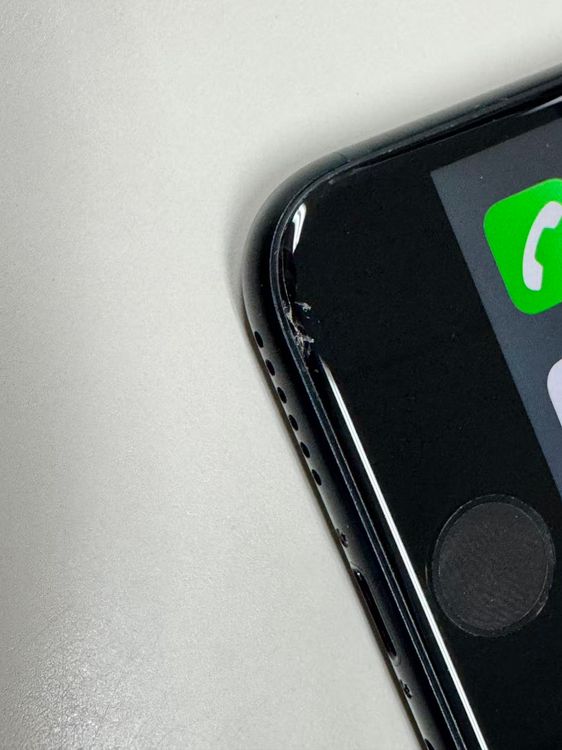 ڥХBOX83% SIMե꡼ iPhone SE(裳) 64GB ߥåȥʥ