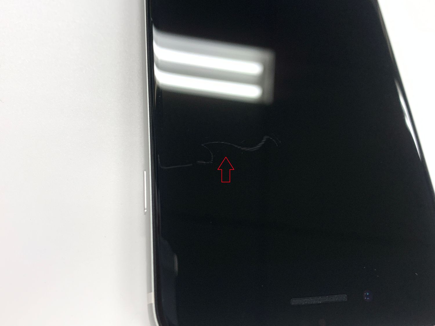 1839 美品☆電池ほぼ新品☆iPhoneSE2 128GB SIMフリー iPhone SE（第2世代） バッテリー100%保証 iPhoneSE2 128GB
