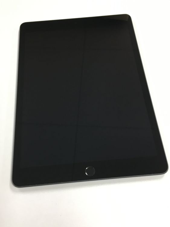 �ڥ�Х���BOX������ ����83% iPad ��9���� 64GB WiFi��ǥ� ���ڡ������쥤