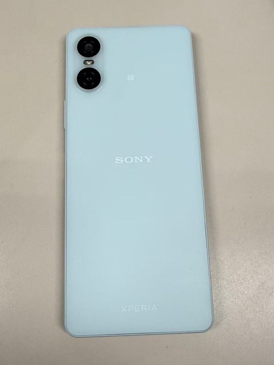 �ڥ�Х���BOX�۶���������98% SIM�ե꡼Xperia 10 VI SOG14 128GB