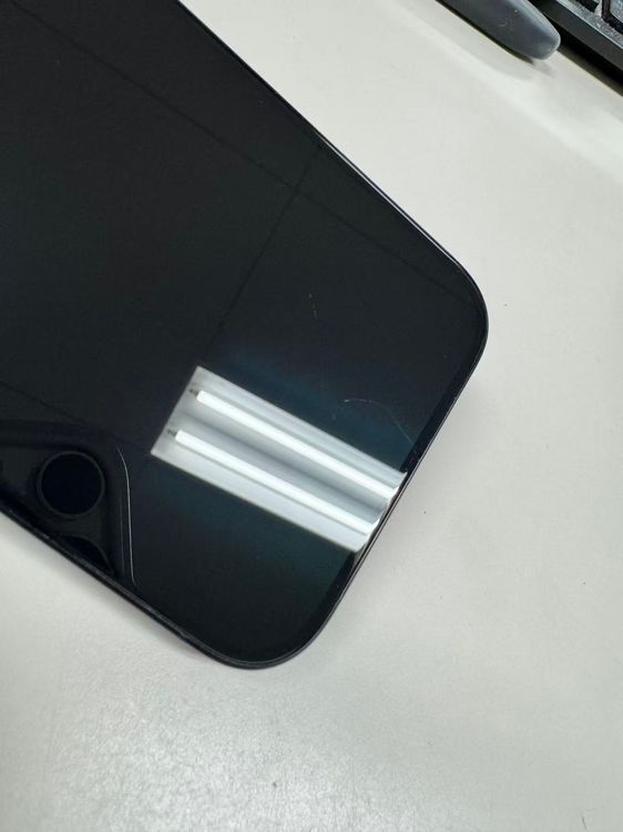 �ڥ�Х���BOX�۶����� ����86%SIM�ե꡼ iPhone15 Pro 256GB