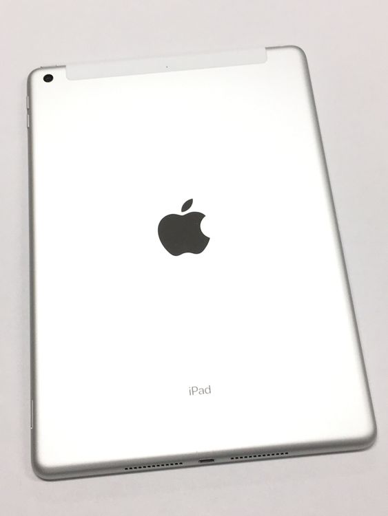 �ڥ�Х���BOX������ ����82�� Apple iPad ��8���� SIM�ե꡼ 32GB ����С�