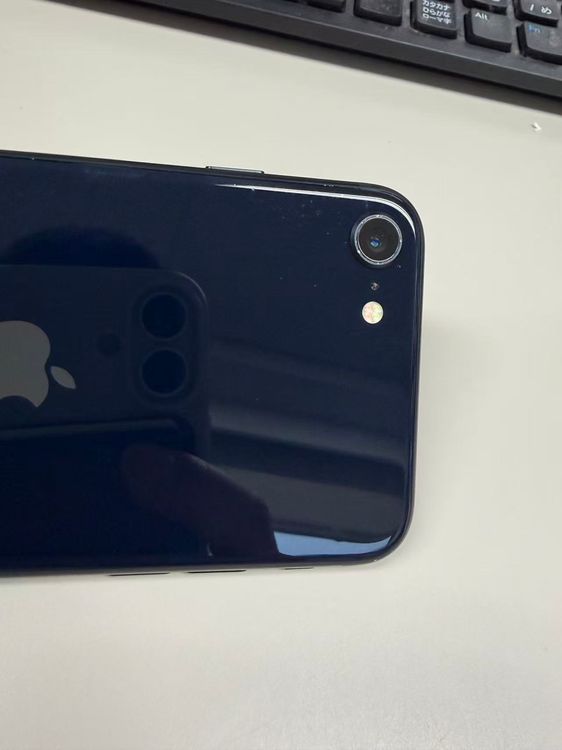 ����100%SIM�ե꡼ iPhone SE(�裳����)  128GB �ߥåɥʥ���