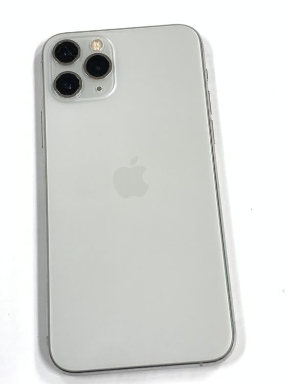 �ڥ�Х���BOX������83�� SIM�ե꡼ iPhone11 Pro 256GB ����С�