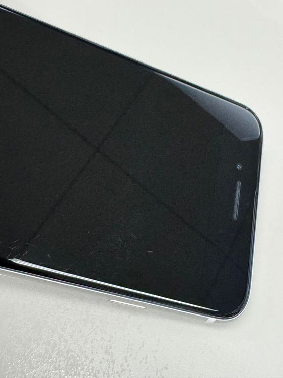 ڥХBOX 80 SIMե꡼iPhone SE(裲) 256GB