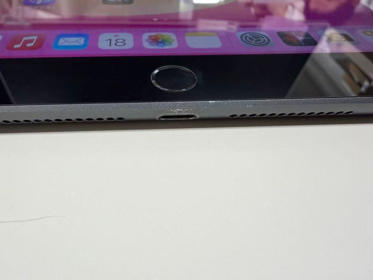 ���� ����70% apple iPad (��7����) 128GB ���ڡ�������