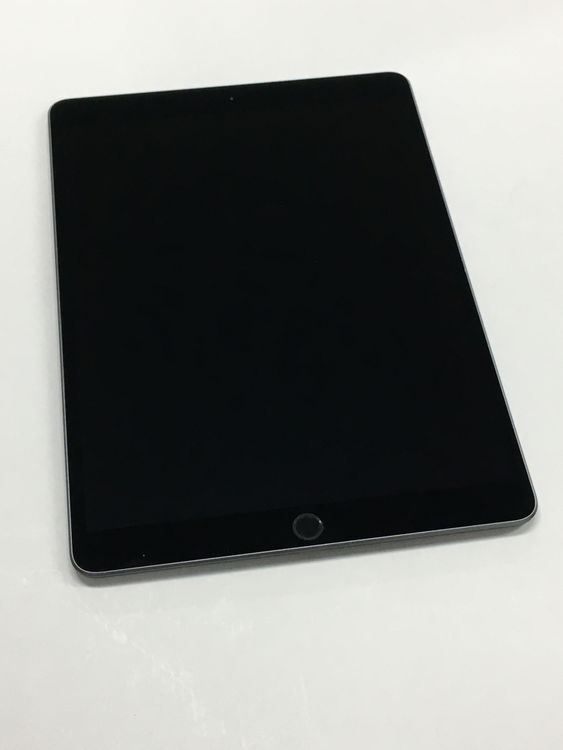 �ڥ�Х���BOX������ ����85�� iPad iPad Air ��3���� Wi-Fi 64GB