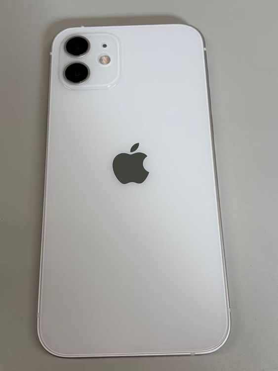ư�������� ����100% SIM�ե꡼ iPhone12  64GB���ۥ磻��