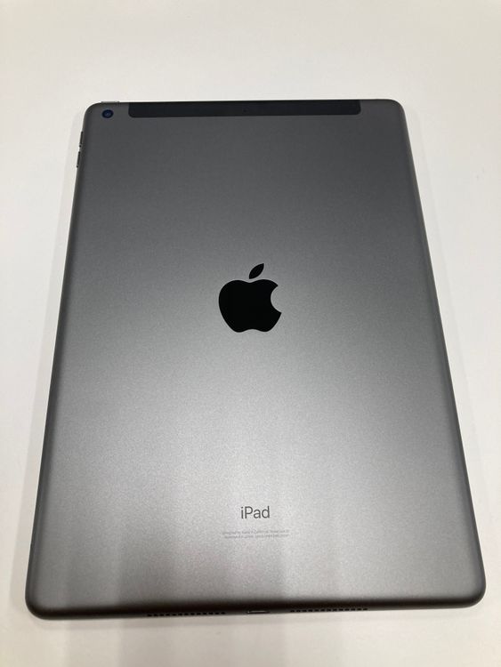 Apple iPad ��8���� SIM�ե꡼ 32GB ���ڡ������쥤