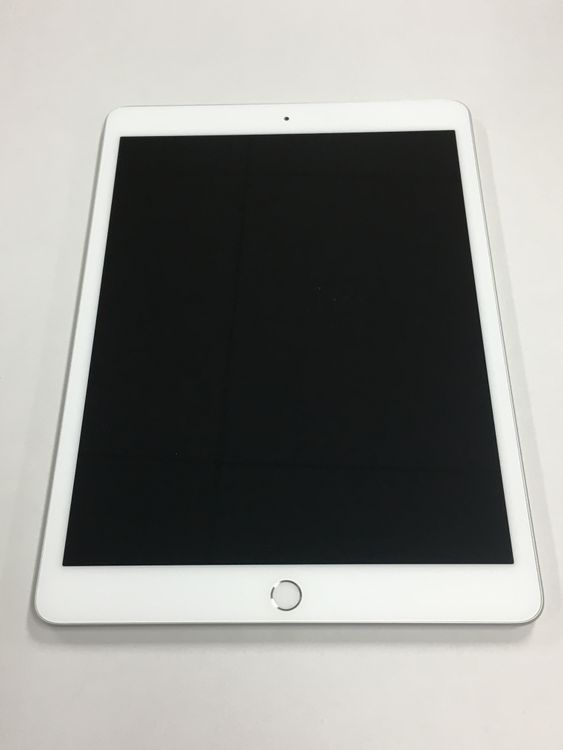 �ڥ�Х���BOX������ ����81% Apple iPad ��8���� 32GB WiFi��ǥ�