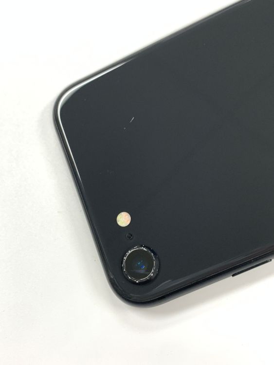 ڥХBOX95%SIMե꡼ iPhone SE(2) 128GB