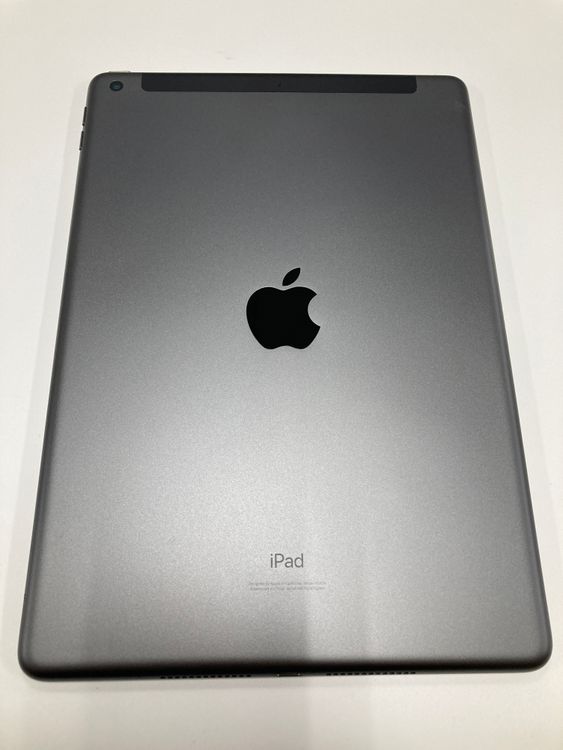 ���� ����87�� Apple iPad ��8���� SIM�ե꡼ 32GB ���ڡ������쥤