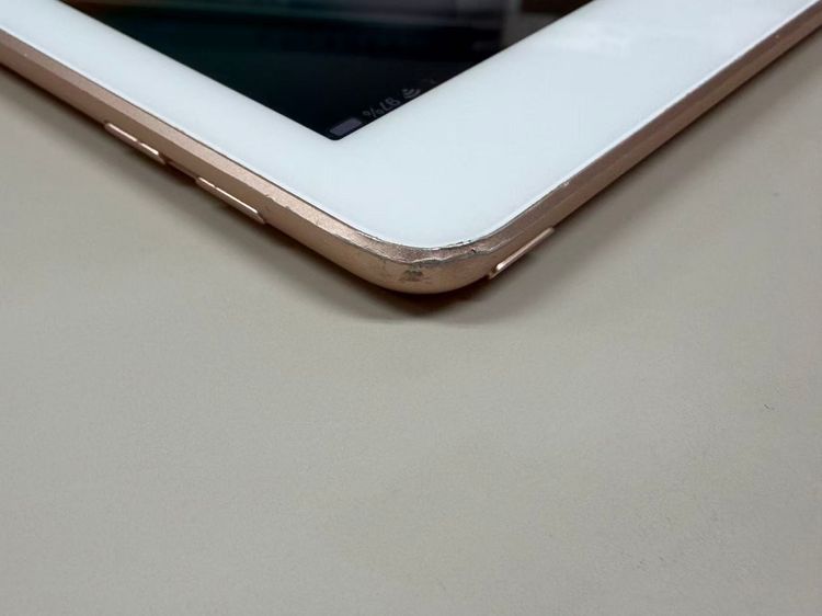 ����73% iPad(��6����)  128GB ������ɡ� Wi-Fi��ǥ�