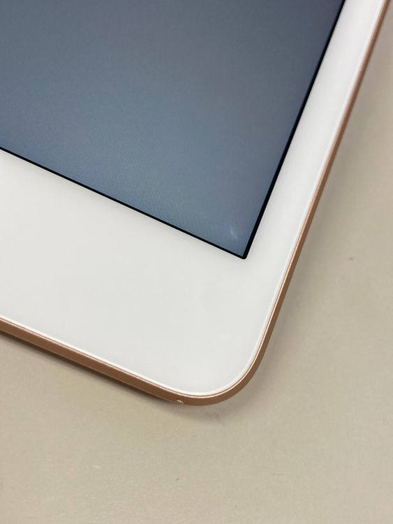 ڥХBOX 81 Apple iPad mini 5 Wi-Fi 64GB