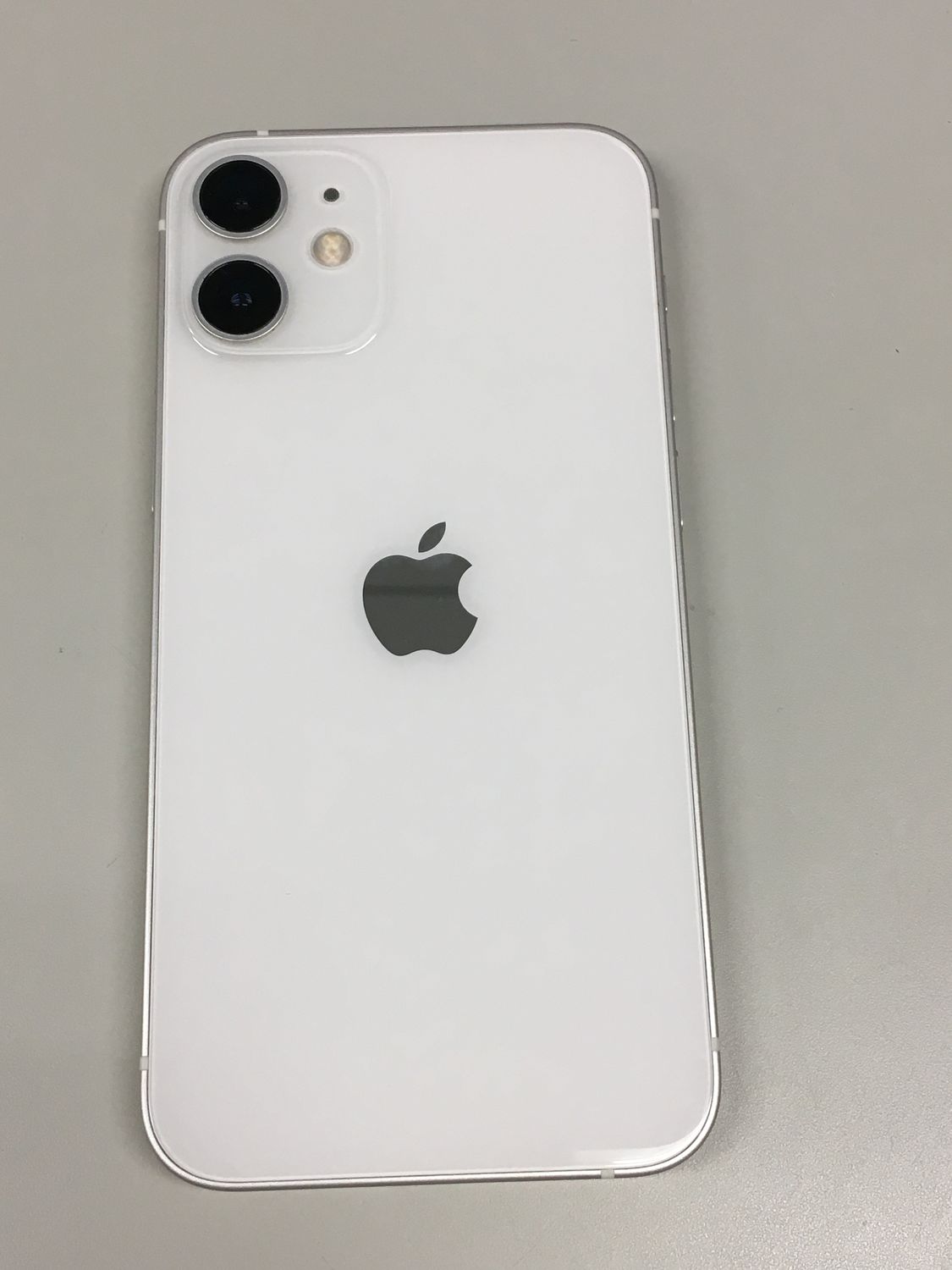 ムスビー｜【モバイルBOX】超美品 電池86% SIMフリー iPhone12 mini 