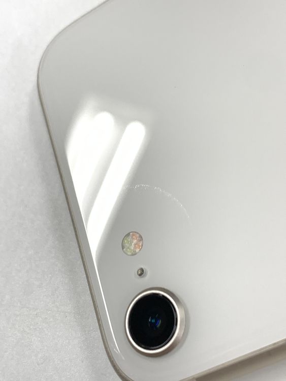 �ڥ�Х���BOX�� ����84%SIM�ե꡼iPhone SE(�裳����) 128GB���������饤��