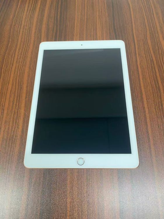 ��������Apple iPad ��6���� Wi-Fi��128GB Gold �Хåƥ꡼���̾�