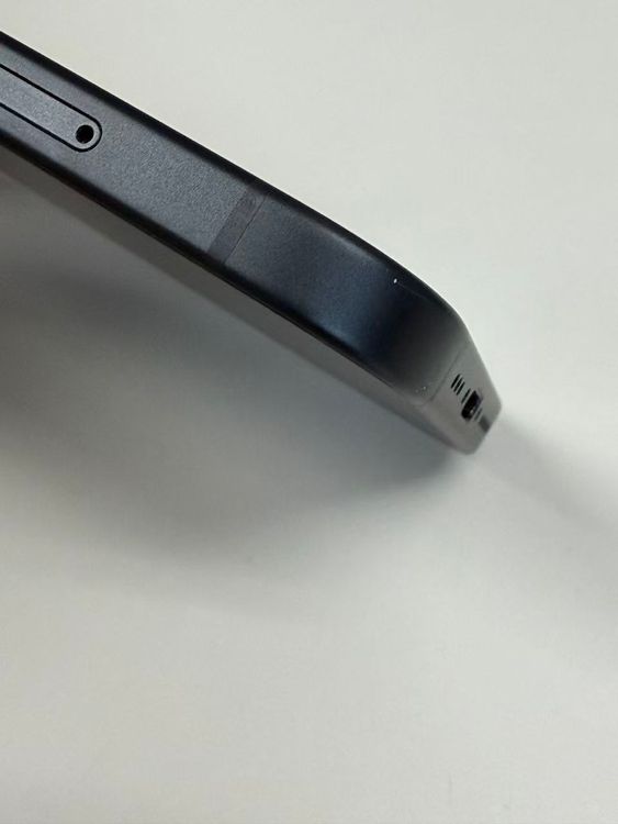 �ڥ�Х���BOX�۶����� ����95%SIM�ե꡼ iPhone15 128GB �֥�å�