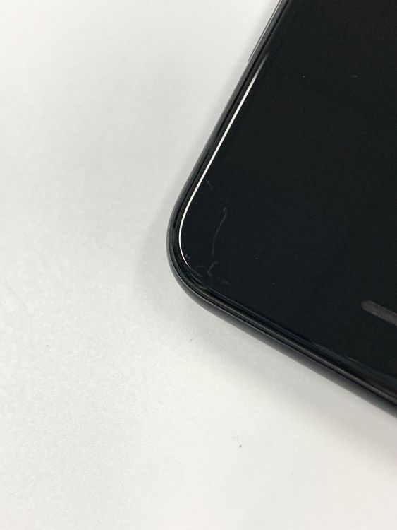 ڥХBOX 88%SIMե꡼ iPhone SE(2) 128GB