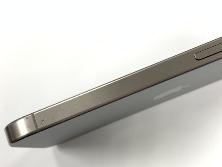 �ڥ�Х���BOX�� ����89%SIM�ե꡼ iPhone15 Pro 128GB �ʥ�����