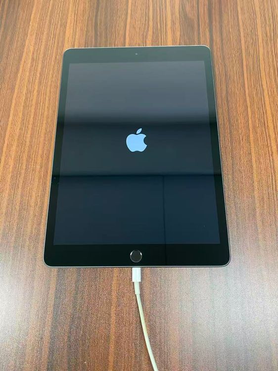 Apple iPad ��7���� Wi-Fi��128GB Space gray �Ÿ�����ʤ�