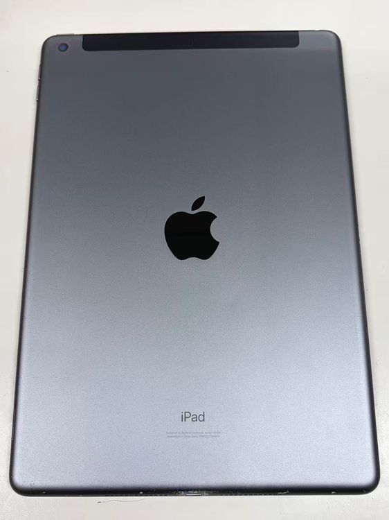SIM�ե꡼ iPad  ��7����   128GB ���ڡ������쥤