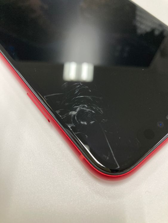 �ڥ�Х���BOX�� ����100% SIM�ե꡼ iPhone 11 64GB ��å�