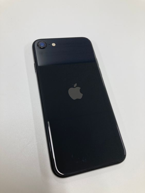 �ڥ�Х���BOX�����ʡ�SIM�ե꡼ iPhone SE2 ��2���� 64GB �֥�å�