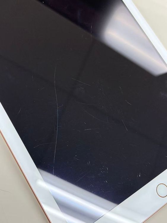 ����73% iPad(��6����) 32GB ������ɡ� Wi-Fi��ǥ�