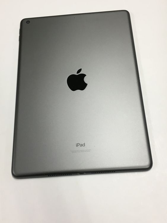 �ڥ�Х���BOX������92�� Apple iPad ��9���� Wi-Fi 64GB ���ڡ������쥤