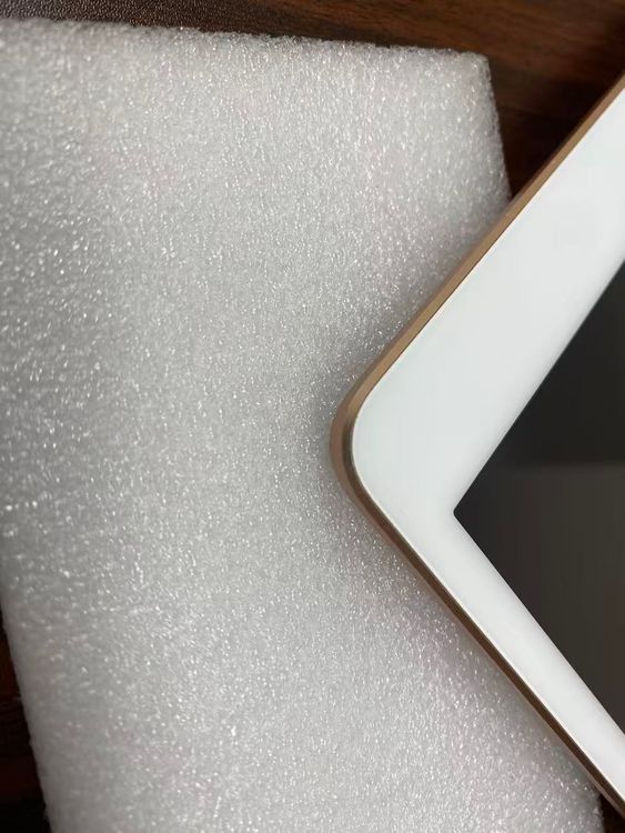 ����100��Apple iPad7 Wi-Fi + Cellular 32GB���������