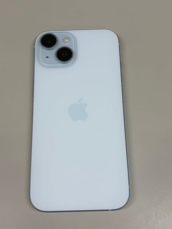 �ڥ�Х���BOX�۶����� ����88%SIM�ե꡼ iPhone15 128GB �֥롼