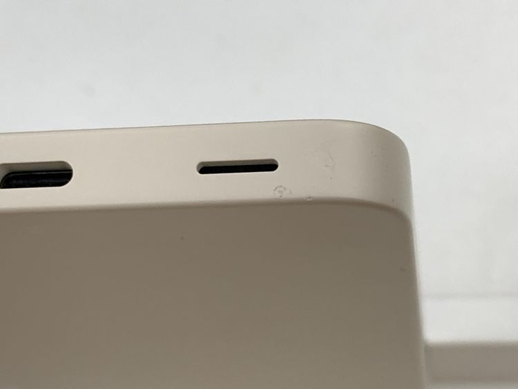 �ڥ�Х���BOX������ SIM�ե꡼AQUOS wish4 A402SH �ۥ磻��