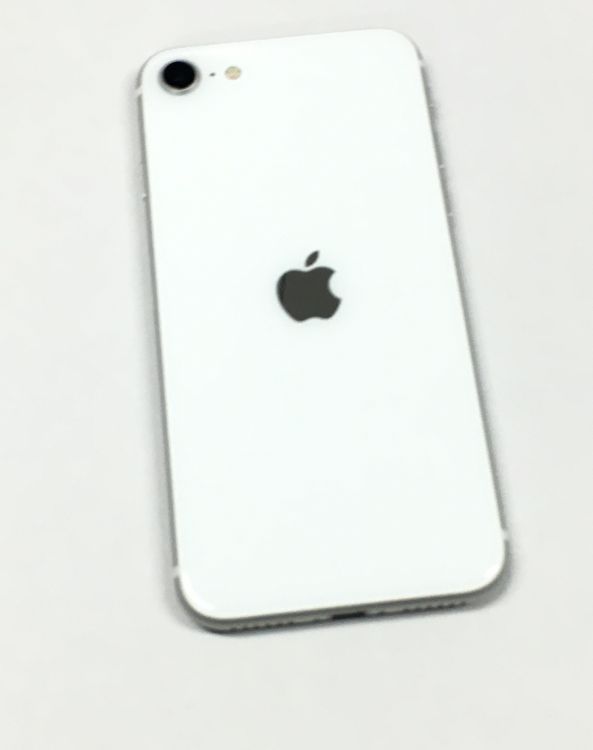 ��ư��ġ�����100��۳������� SIM�ե꡼ iPhone SE ��2���� 64GB