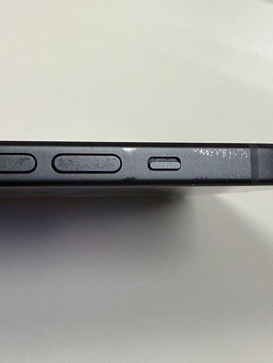 �ڥ�Х���BOX������ ����98%SIM�ե꡼ iPhone15 128GB �֥�å�